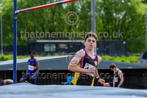 West25Sat-910297 - Field Male