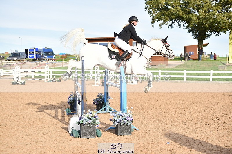 231015A-160214-09209 - Cls 27 1.10m Amateur Q 2nd R