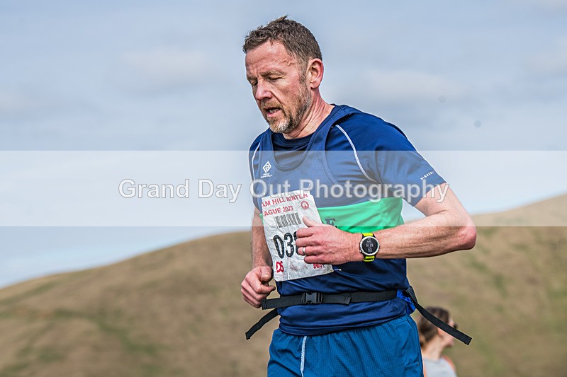 Arant haw-268 - Kendal Winter League Arant Haw Fell Races Sunday 2nd April 2023