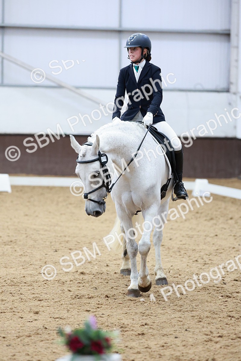 SBM_008429 - Class 6b - Novice 6 - 9.28-10.41