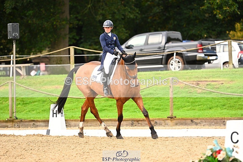 231021-095750-12926 - 330-TRINITY.THANKS.AWFULLY-Imogen.Gloag-DR