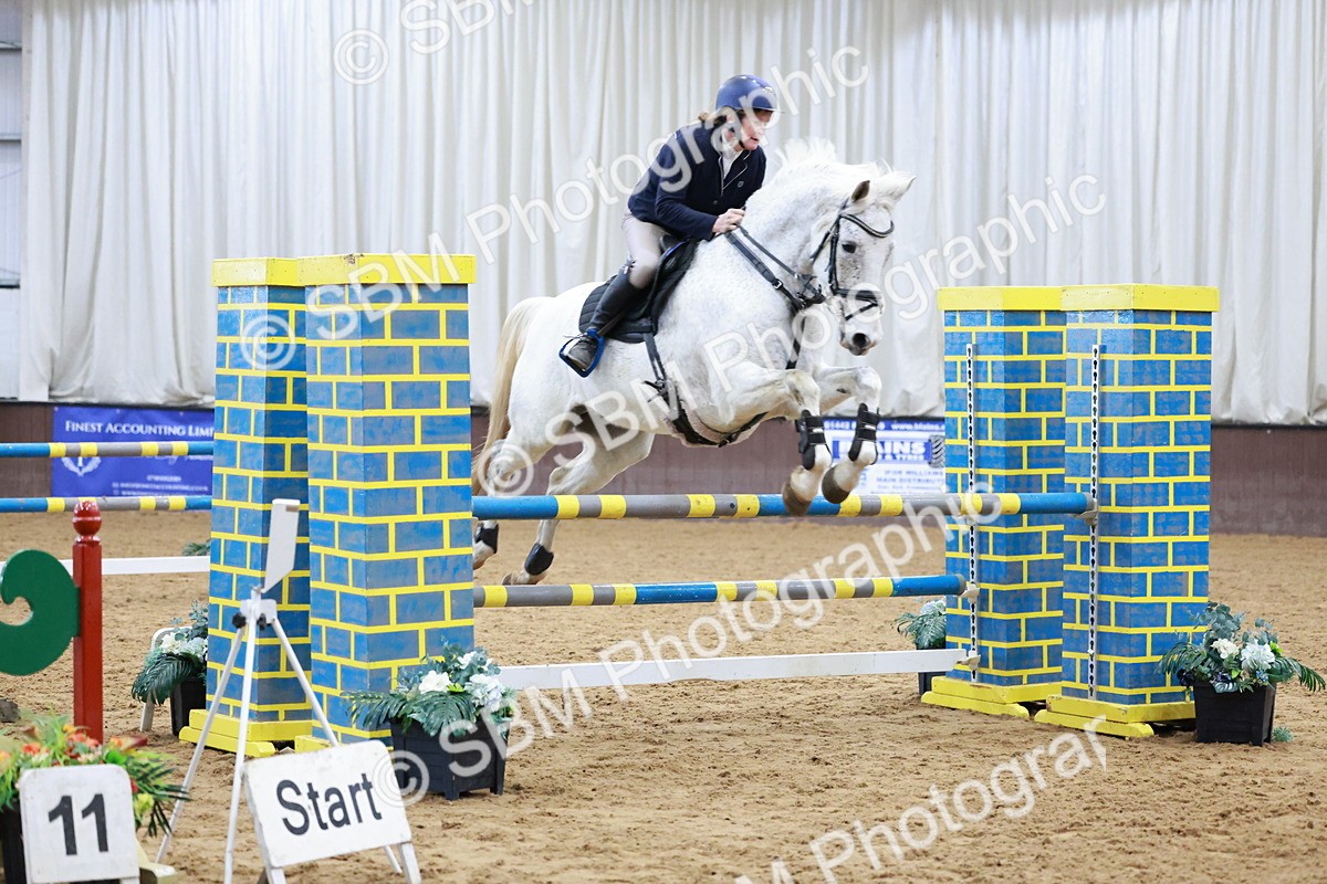 SBM_003050 - Class 10 - Nupafeed Supplements Senior Discovery/ 1m Open