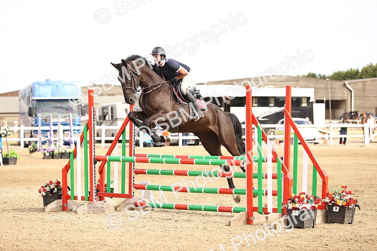 SBM_002312 - Class 18 - Ariat Senior British Novice- 90cm Open