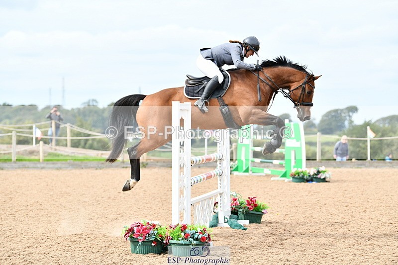 240915A-131447-10065 - Cls 27 Snr 1.05m & 1.10m Jump Off