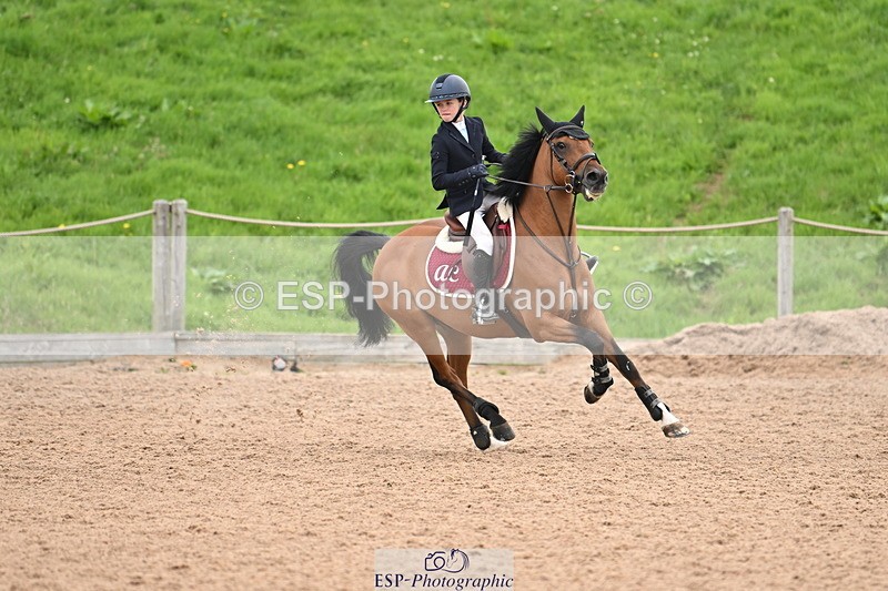 240630A-140629-14006 - Cls 25 HOYS 138cm Qualifier