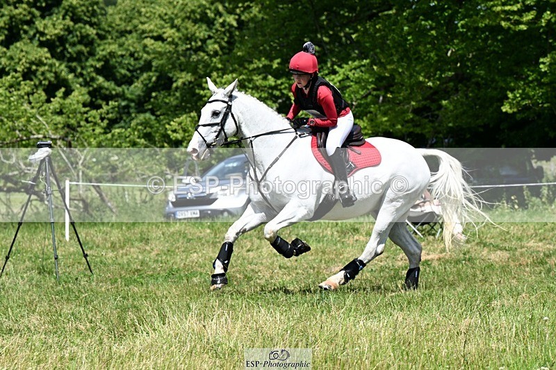 240629X-114252-0590 - 001-Issy_Baldock-FREDDIE