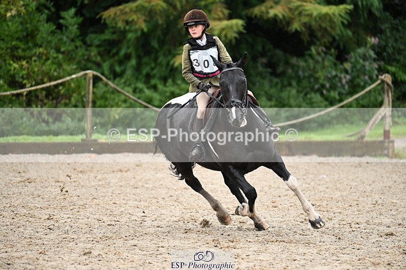 240824X-093921-23293 - 70cm Round 2 9.30 to 10.30