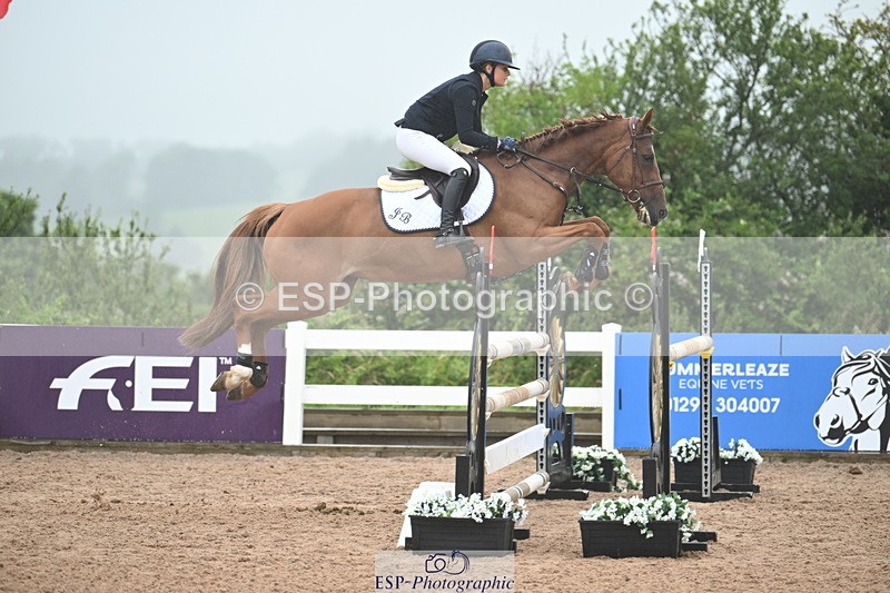 240720A-120515-14687 - Cls 11, 1 Star Bronze Tour 1.15m