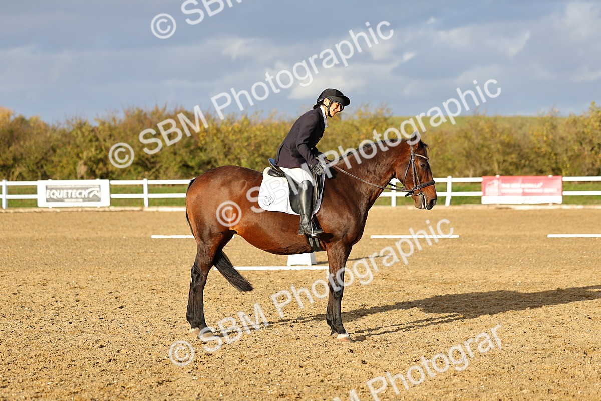 SBM_002725 - Class 8-11 - Novice 1-E1