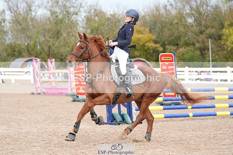 251026-120011-02291 - Cls 4 Pony Winter Novice + 80cm Open