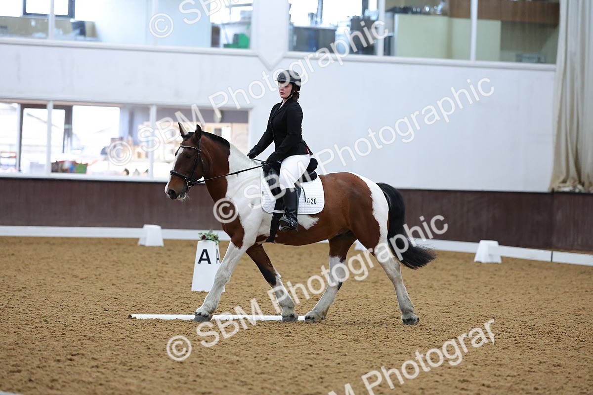 SBM_000164 - Class 2 - Intro 3 Championship - 8.51-9.47