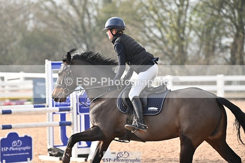 250209-112737-01532 - Cls 6 Pony Newcomers and 1m
