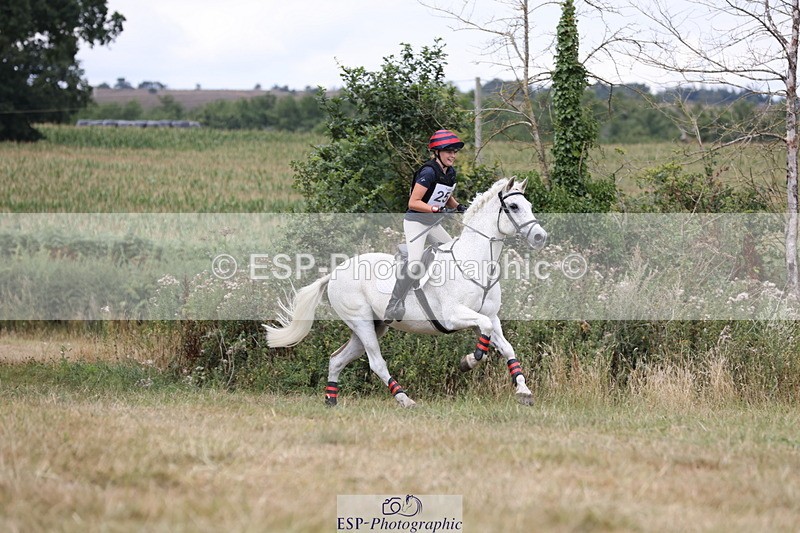 250802A-142547-05012 - F-252-Charlotte.Godwin-UNNAMED