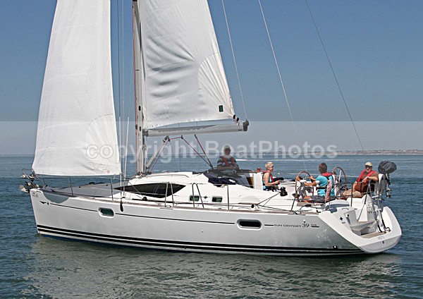 100523 MEERU IMG_3339 - Sailboats - monohull