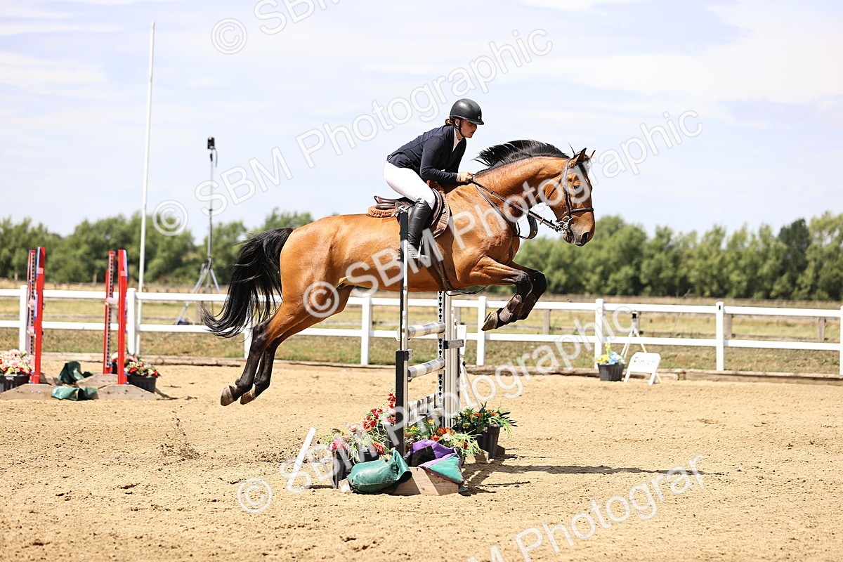 SBM_010247 - Class 9 - Senior Foxhunter - 1.20m Open