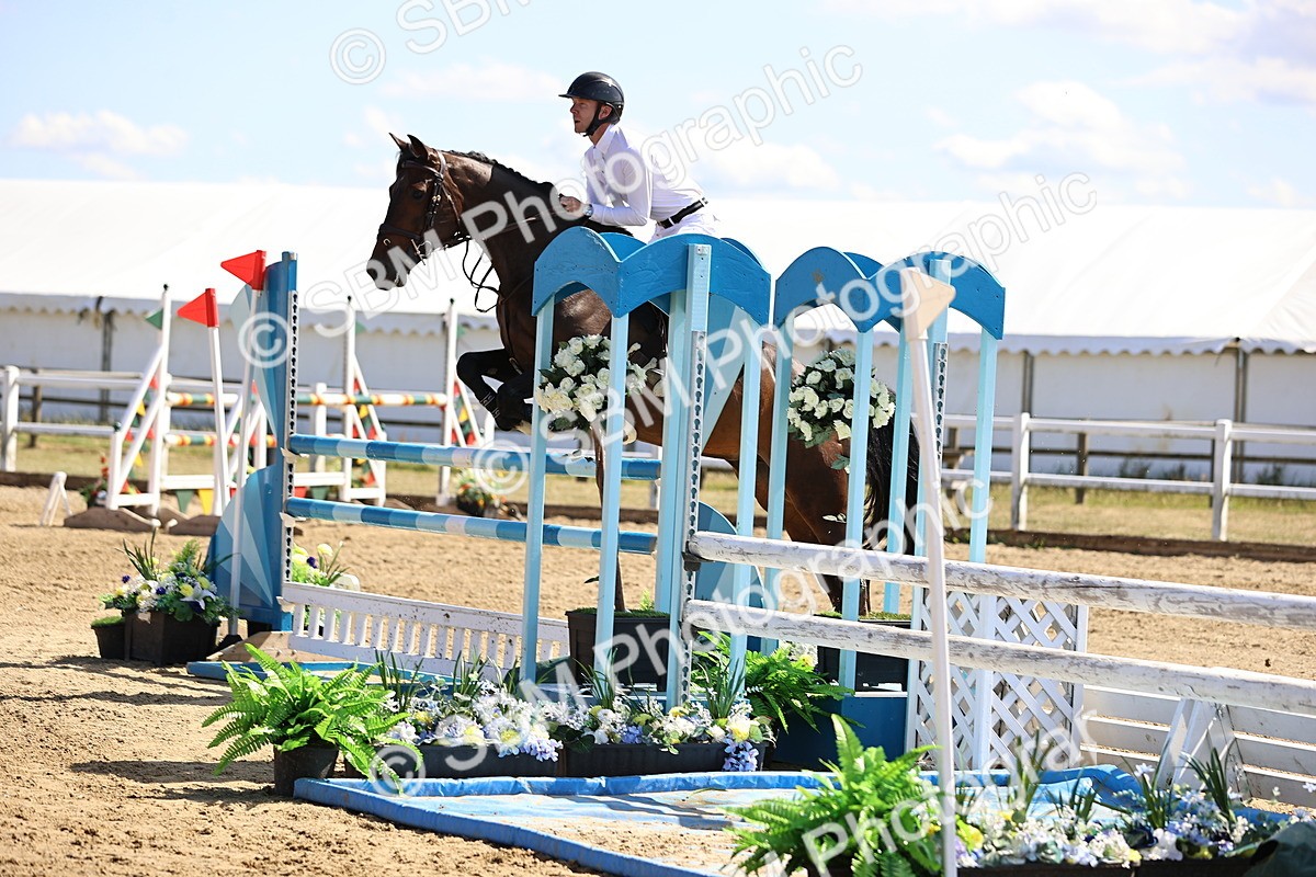 SBM_015357 - Class 16 - Senior foxhunter - 1.20m Open