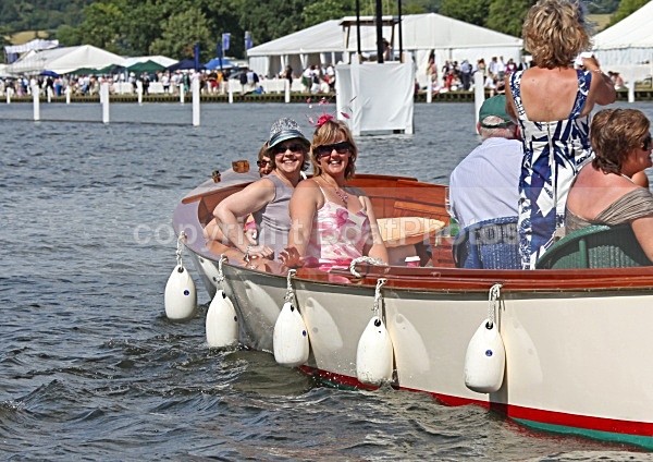 090703 MIKI MOKO IMG_7282 - HENLEY REGATTA FRIDAY 3rd JULY 2009