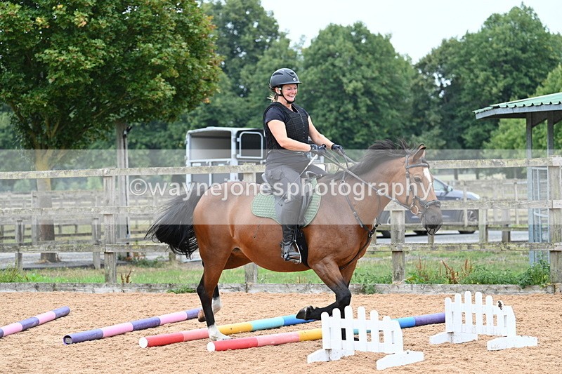 WJ7_8547 - Poles 11:00am