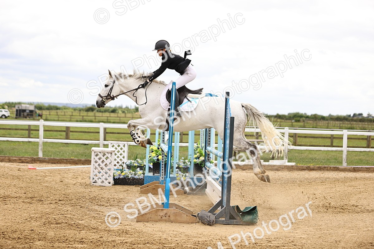 SBM_000403 - Class 4 - 1m showjumping