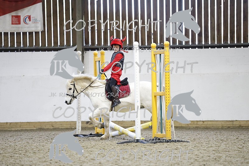 _T0A0689 - Class 1 Cross poles