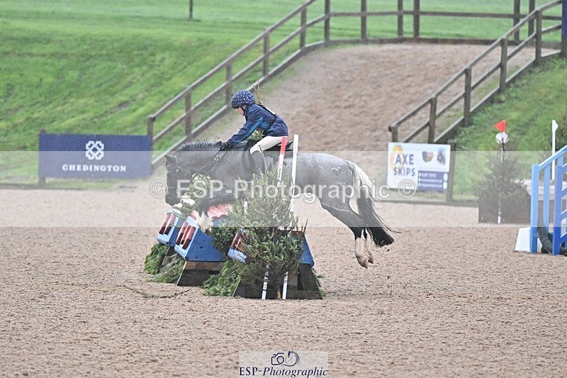 251122-101739-00083 - 70cm