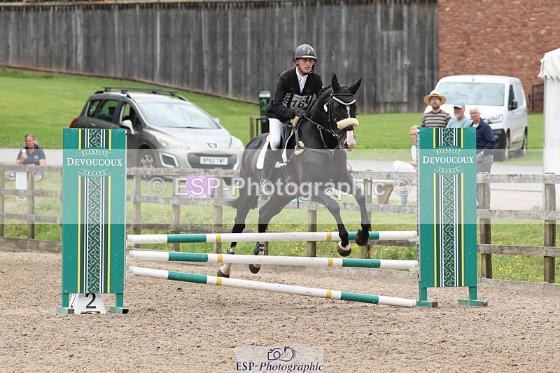 240804-142129-15821 - 616-Max_Forster-HEVANS_ROYAL_REVOLUTION