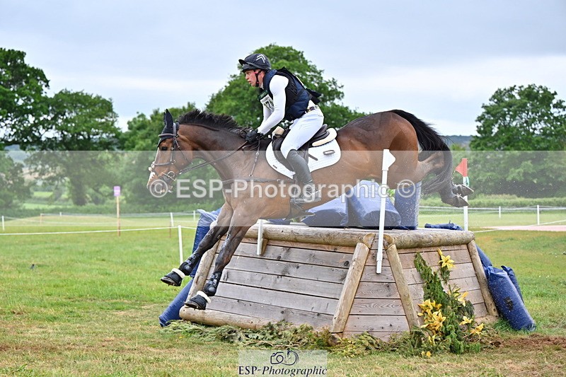 250524A-130712-10803 - B-371-Ben.Perry-FA.KARLA