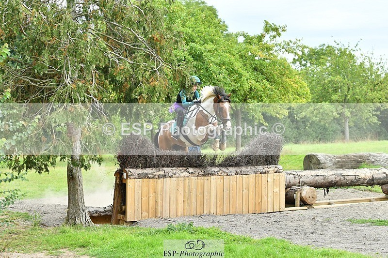 230817-152634-01485 - Theo's 2nd Group - XC