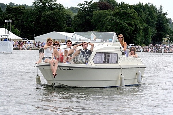 090704 MONA LISA IMG_1076 - HENLEY REGATTA  SATURDAY 4th JULY 2009