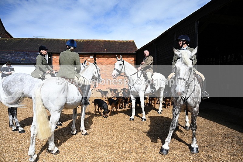 WJ7_7070 - Berks & Bucks at Blandy’s Farm 31-08-25