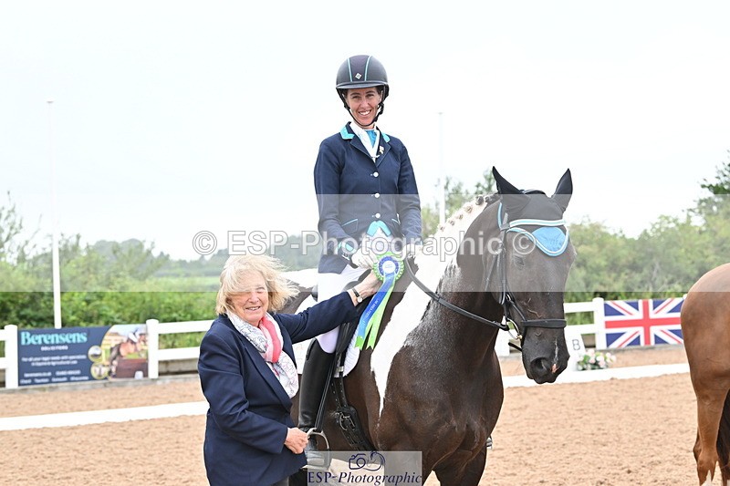 240815A-131206-01206 - Cls 8-P Freestyle Medium Silver