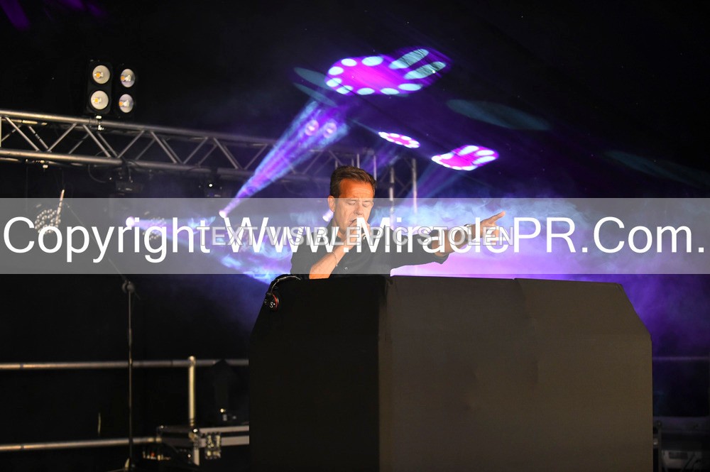 SH4_8553 - Pat Sharp.