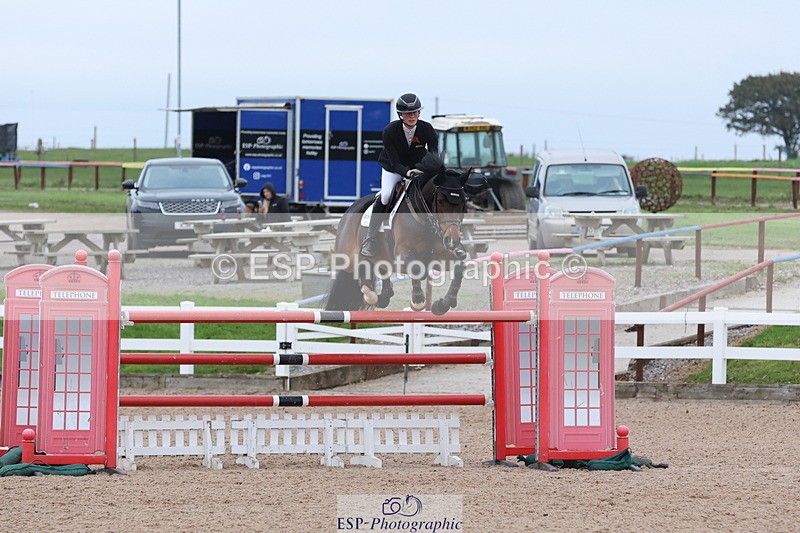 241101A-152737-02977 - FRI Cls 7 Blue Chip Grade B&C Jump Off