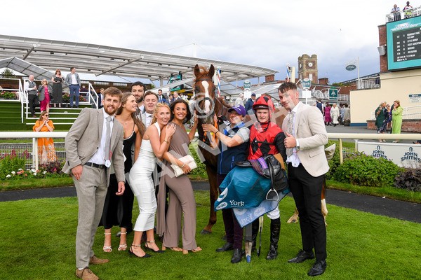 150723-Race 7-Roundhay Park-0578 - Race 7 5.30 pm John Smith's Sprint Handicap
