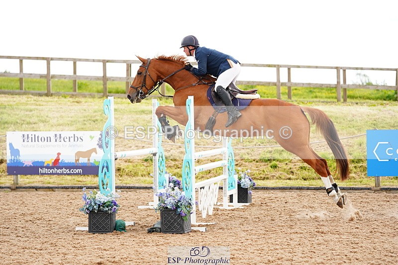 240526A-110938-07744 - Cls 26 Chard Equ 1.05m and 1.10m Grand Prix