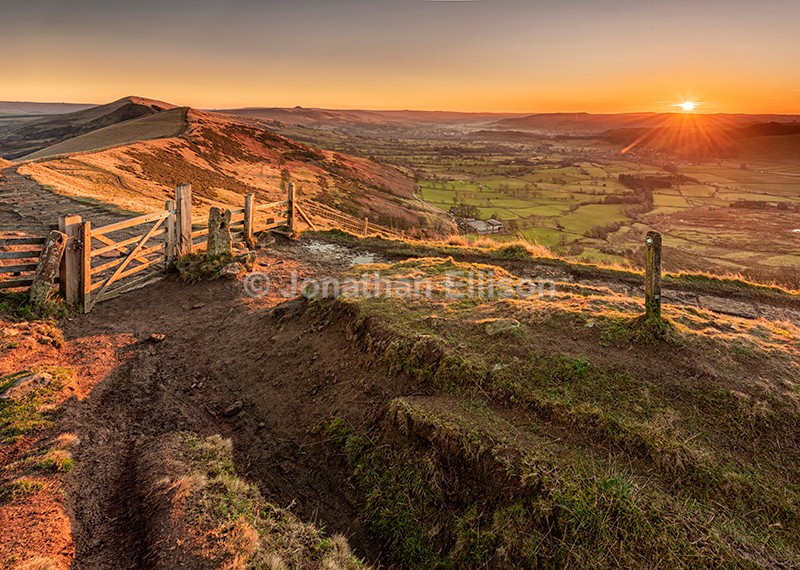 The Great Ridge - The Peak District