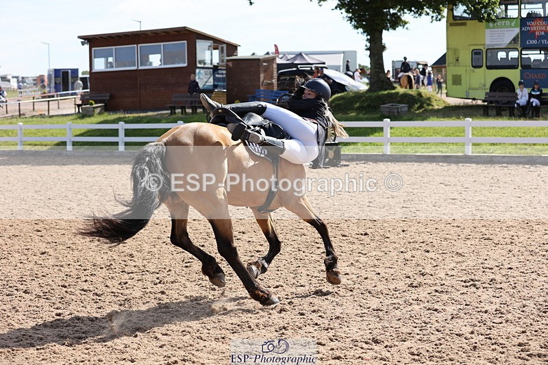 240629A-094054-03786 - Cls 17 Discovery and 90cm Open