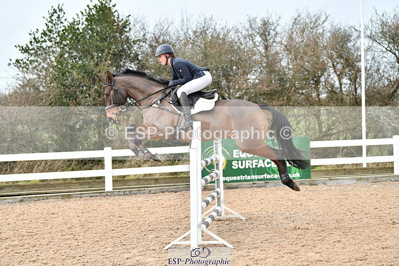 240124A-123413-00479 - Cls 3 Newcomers & 1.10m Open