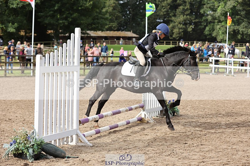 240822X-092544-00507 - 40cm R1 8.30 to 9.30