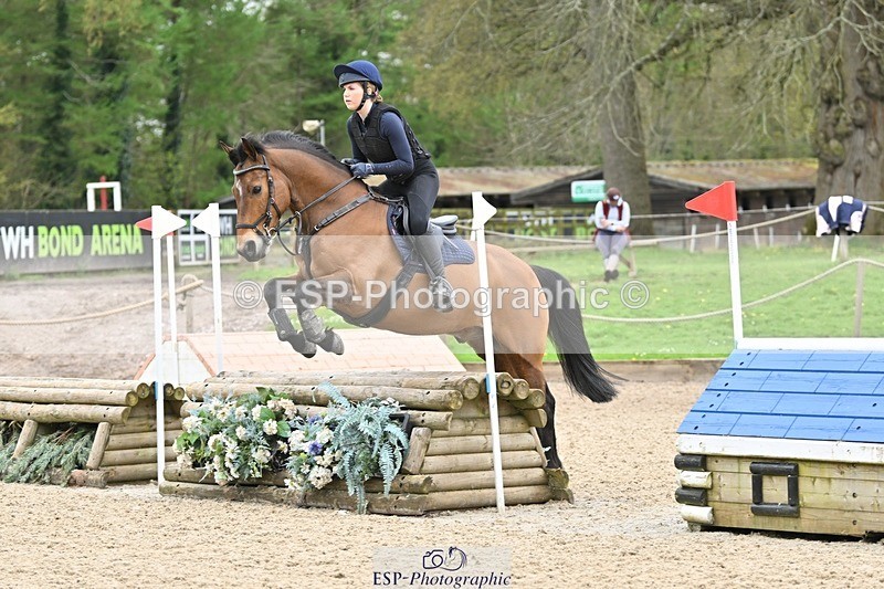 240411-115922-01166 - Group 4 XC