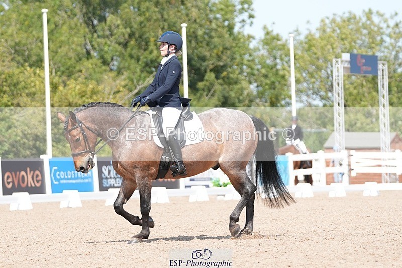 250817-125140-09449 - 177-Joanne.PengellyAshfield.Bob