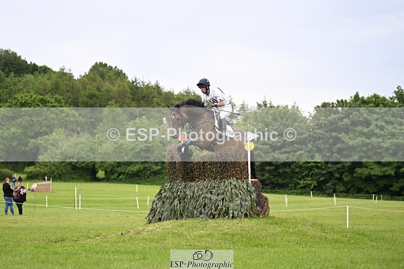 240525-170539-18525 - 260-WATERVALLEY_ROYAL_GUY-Harry_Meade