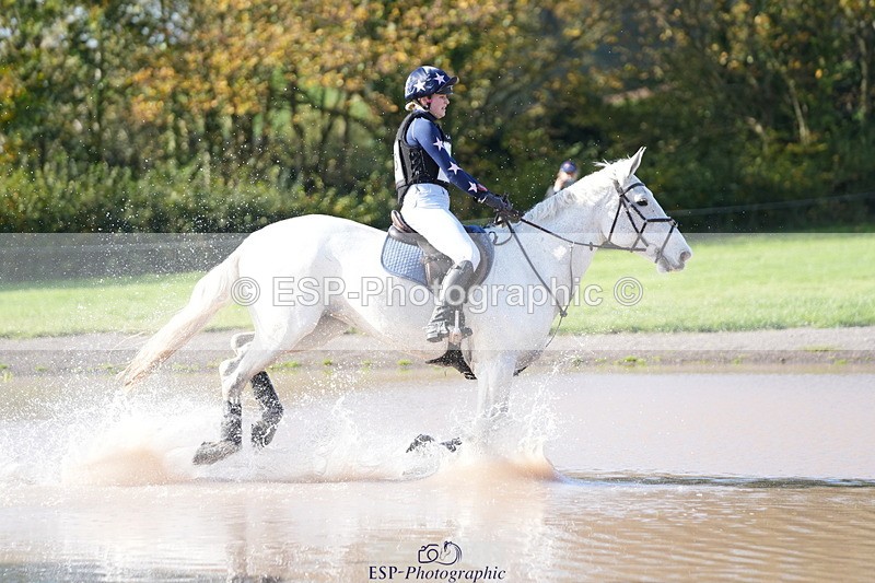 251024A-130214-10928 - B-153-Charlotte.Franck-Steier