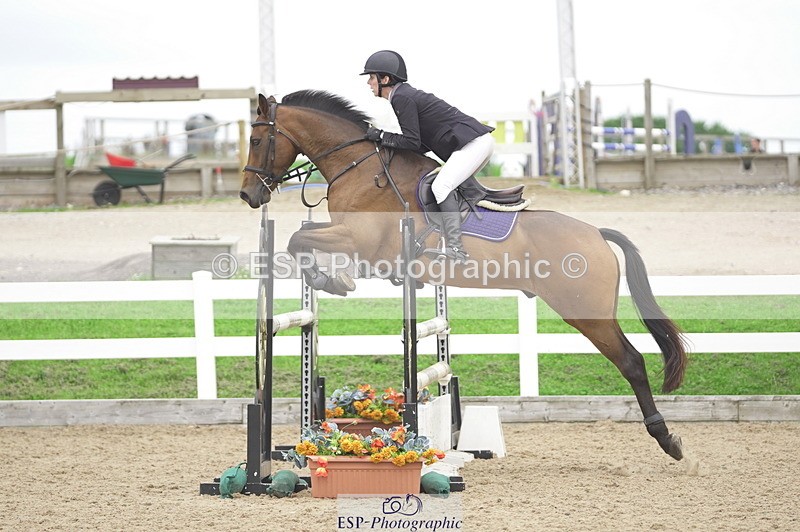 230810A-134216-02492 - Cls 4 1.05m Amateur Quali