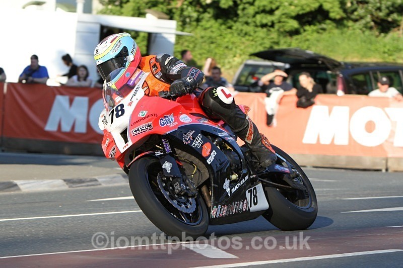  - Saturday Practice Newcomers/Supertwins