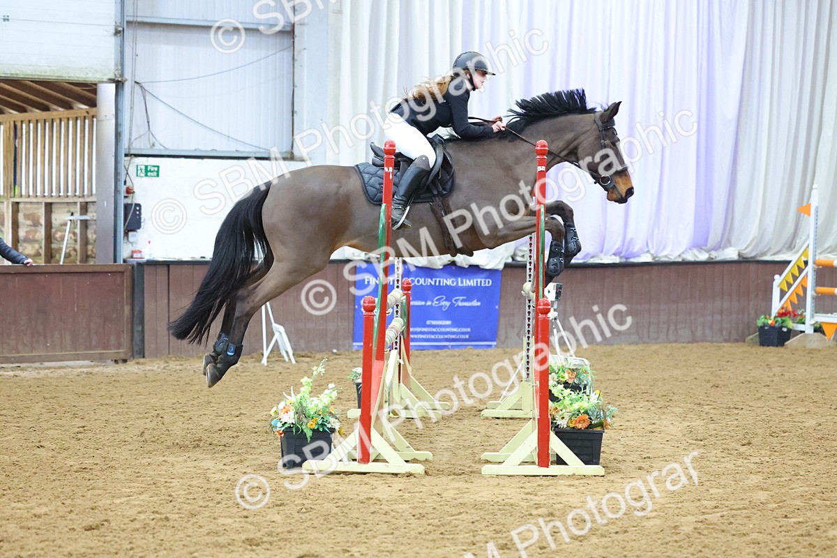 SBM_010646 - Class 23 - Senior Newcomers/ 1.10m Open - First Round (1.10m)