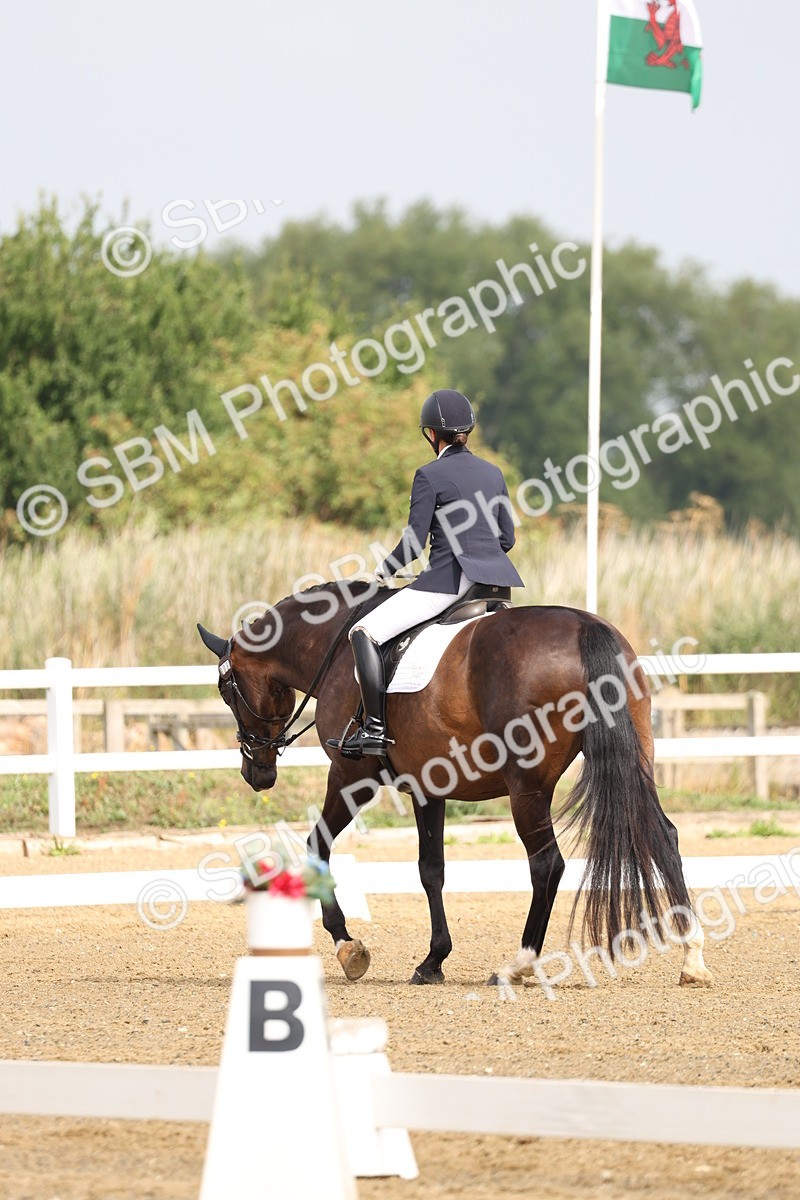 SBM_005516 - Class 6 - Novice 6 - 9.30-10.12