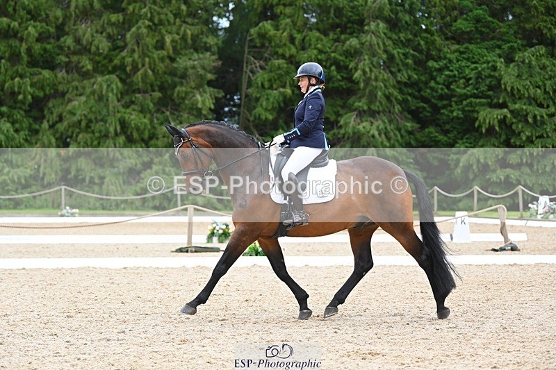 230813-170639-08560 - Cls 14 Medium Silver 16.45 to End