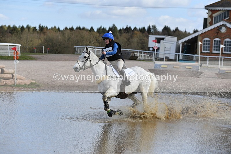 WJ5_8871 - Time 14:48 to 15:04