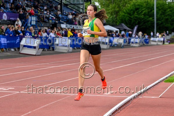 Age26 SAT-917045 - Track Female Set Two